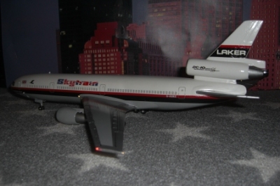 Laker-Skytrain-DC10-1-144-Revell18.jpg