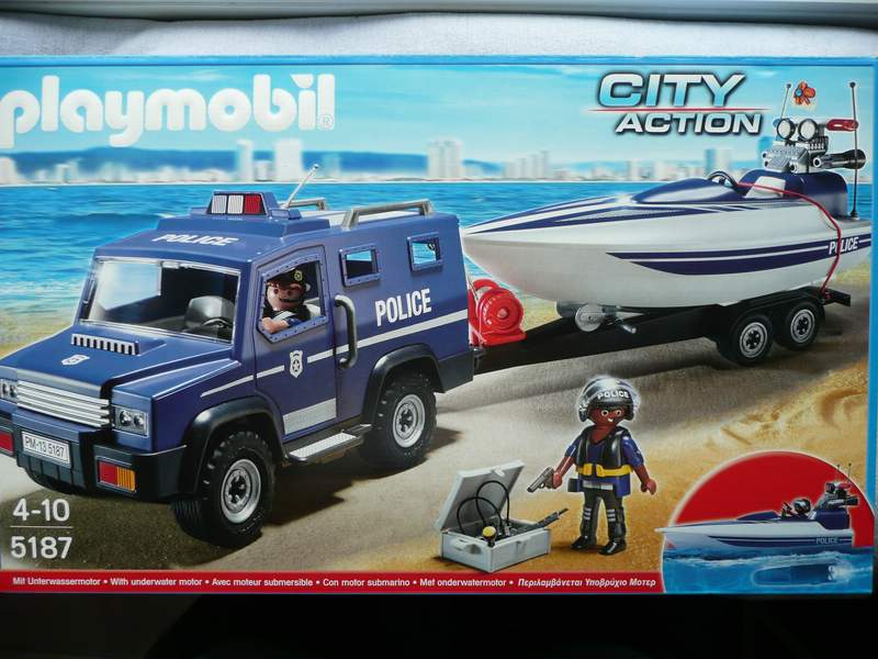 Featured image of post Playmobil Polizeiboot Produktdaten informationen und ein testbericht ber playmobil 7872 polizeiboot playmobil polizei bei yopi de dem verbraucherportal