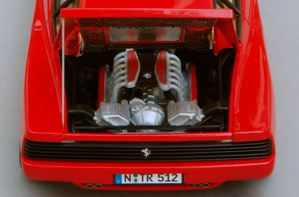 FERRARI 512 BB '3M'/'ISO' (MB009) par MERI KITS