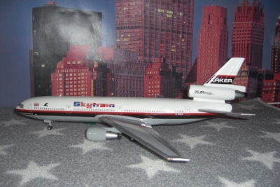 Laker-Skytrain-DC10-1-144-Revell4.jpg