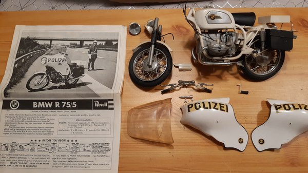 comp_BMW R75_5 Polizei.jpg